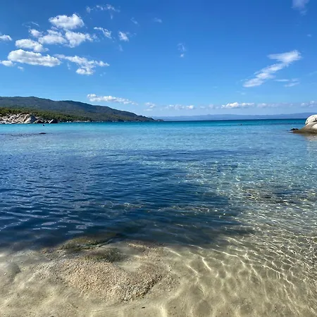 Dacha Na - Summer By The Sea Дом отдыха *