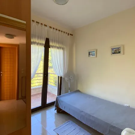 Dacha Na - Summer By The Sea Vakantiehuis Nikiti (Sithonia)
